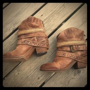 Corral cowboy booties